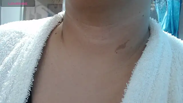 mia donatto369 online show from October 30, 2025, 9:55 pm