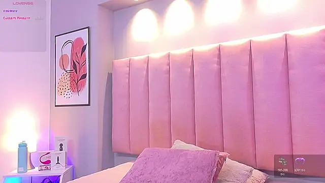 KeilyRoss online show from January 8, 2026, 8:37 pm