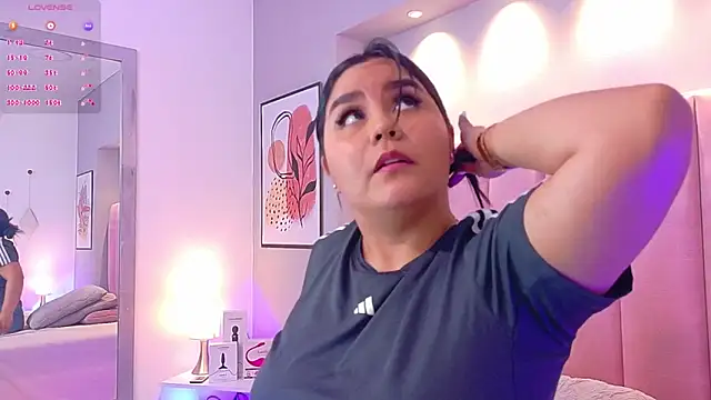 KeilyRoss online show from February 21, 2026, 8:00 pm