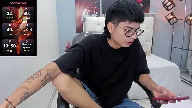 Snapshot of Noha_scott chatting on March 3, 2026, 11:45 pm Noha scott online show from March 3, 2026, 11:45 pm