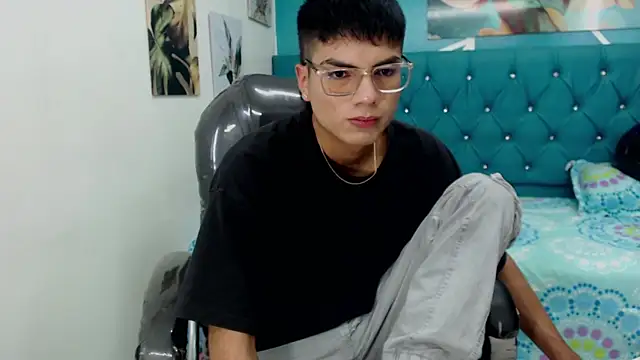 Snapshot of Noha_scott chatting on January 30, 2025, 10:51 pm Noha scott online show from January 30, 2025, 10:51 pm