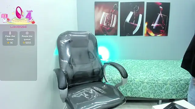 Snapshot of Noha_scott chatting on March 15, 2025, 11:06 pm Noha scott online show from March 15, 2025, 11:06 pm