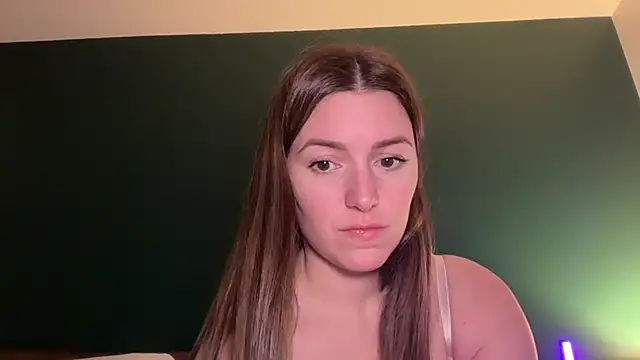 Snapshot of urwetdreamDDD chatting on January 21, 2025, 2:00 am urwetdreamDDD online show from January 21, 2025, 2:00 am