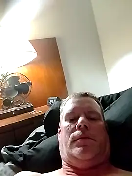 MickieFinnz1 online show from April 3, 2026, 9:27 am