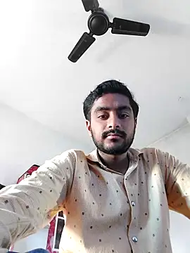 Snapshot of lm12334 chatting on February 15, 2026, 5:52 am lm12334 online show from February 15, 2026, 5:52 am