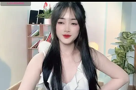 Snapshot of _Aimy_ chatting on March 5, 2025, 6:56 pm Aimy online show from March 5, 2025, 6:56 pm