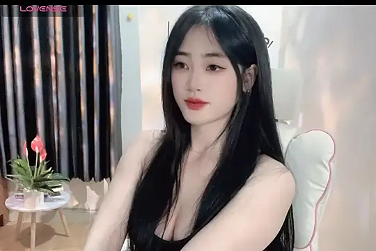 Snapshot of _Aimy_ chatting on February 26, 2025, 6:51 am Aimy online show from February 26, 2025, 6:51 am