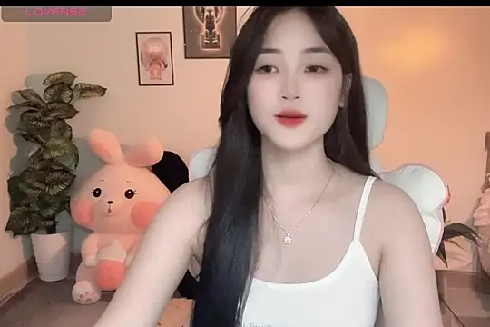 Snapshot of _Aimy_ chatting on September 22, 2025, 4:24 pm Aimy online show from September 22, 2025, 4:24 pm