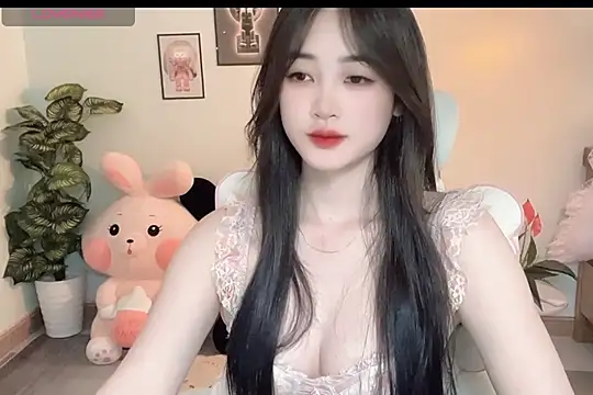 Snapshot of _Aimy_ chatting on September 22, 2025, 4:18 am Aimy online show from September 22, 2025, 4:18 am