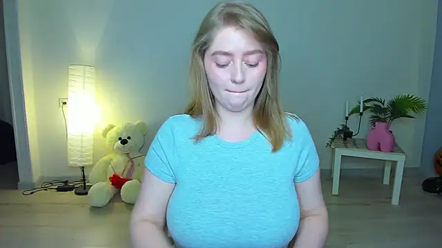 AidaPerry online show from November 27, 2025, 9:26 pm