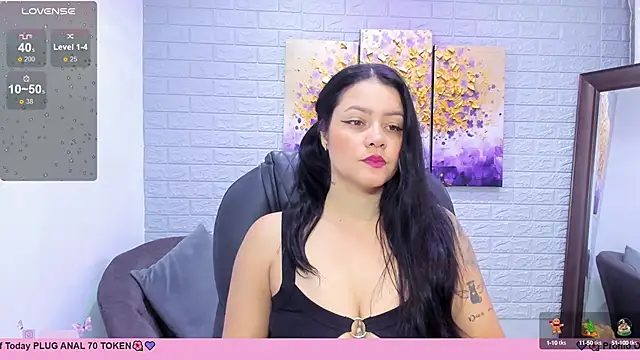 Snapshot of StefyGil_ chatting on February 25, 2025, 12:05 pm StefyGil online show from February 25, 2025, 12:05 pm