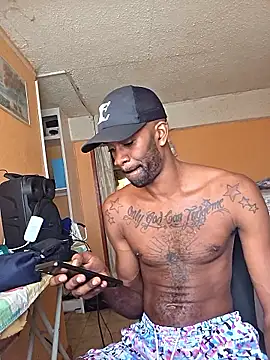 Papii97150 online show from January 9, 2026, 4:25 pm