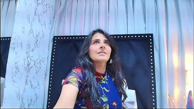 Snapshot of _Marcela__ chatting on June 3, 2026, 2:33 pm Marcela online show from June 3, 2026, 2:33 pm
