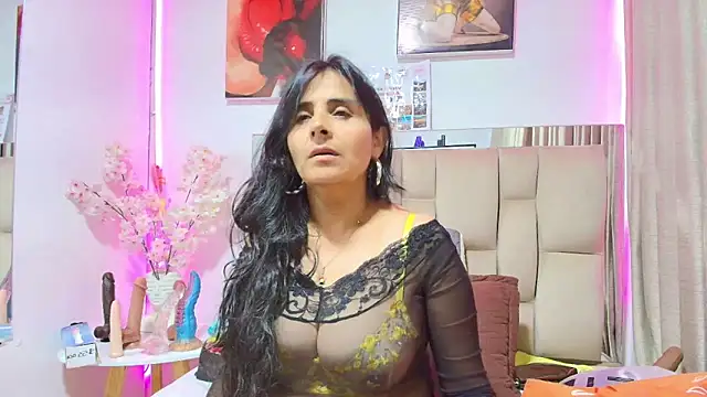  Marcela   online show from May 20, 2026, 11:29 am