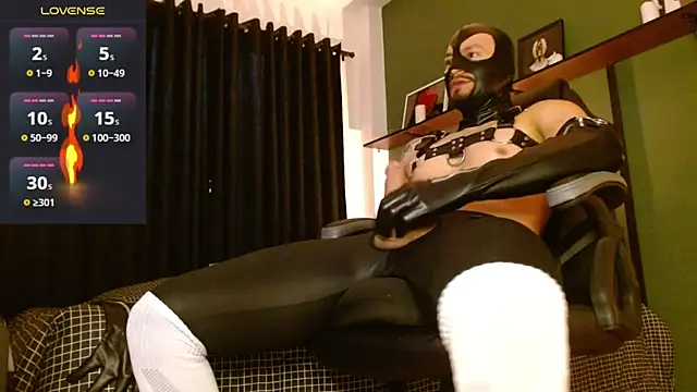 castle 87 online show from November 9, 2025, 5:17 pm