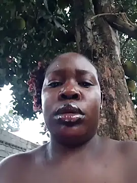 Snapshot of Broan_me chatting on November 28, 2025, 4:34 am Broan me online show from November 28, 2025, 4:34 am