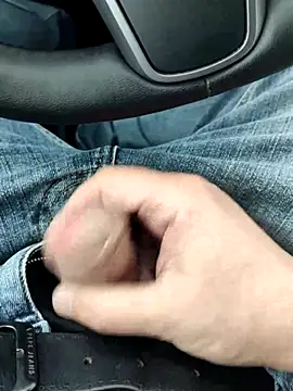 thicky dicky n online show from November 26, 2025, 2:17 pm