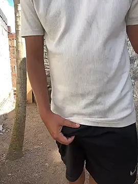 king cum  online show from November 11, 2025, 4:57 pm