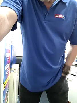 Snapshot of JulianJ50 chatting on February 9, 2026, 8:12 am JulianJ50 online show from February 9, 2026, 8:12 am