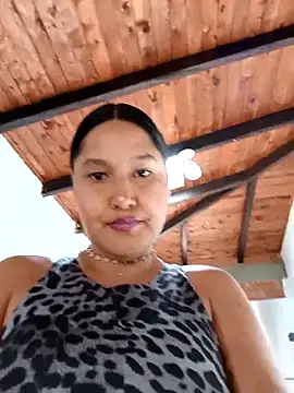 SamaraJay1 online show from November 25, 2025, 4:18 pm