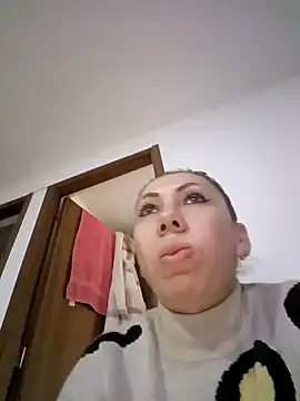 coral smitth online show from October 14, 2025, 7:36 pm