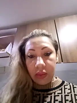 Snapshot of coral_smitth chatting on February 16, 2026, 5:55 pm coral smitth online show from February 16, 2026, 5:55 pm