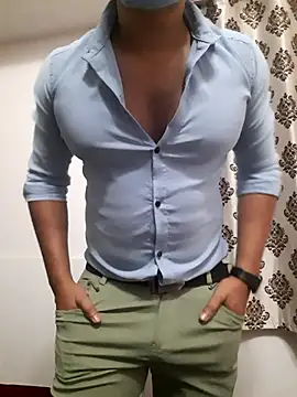 Guyinshortss online show from April 16, 2026, 7:14 pm