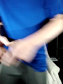 Snapshot of omgkidisthaone chatting on December 20, 2025, 8:17 am omgkidisthaone online show from December 20, 2025, 8:17 am