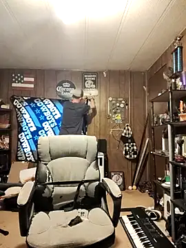 Snapshot of omgkidisthaone chatting on March 12, 2025, 12:04 pm omgkidisthaone online show from March 12, 2025, 12:04 pm