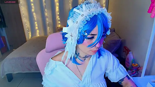 Snapshot of mily_milk_ chatting on July 14, 2026, 10:21 am mily milk online show from July 14, 2026, 10:21 am