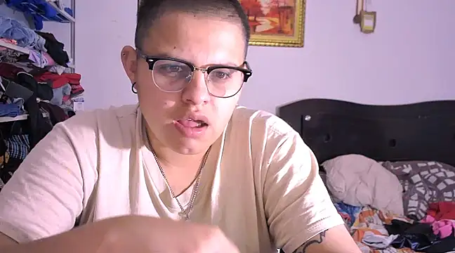 tatsumi nao online show from February 14, 2025, 1:18 pm