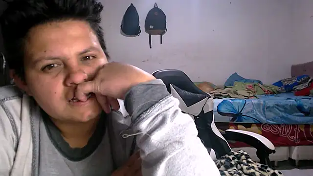 tatsumi nao online show from November 16, 2025, 3:33 am