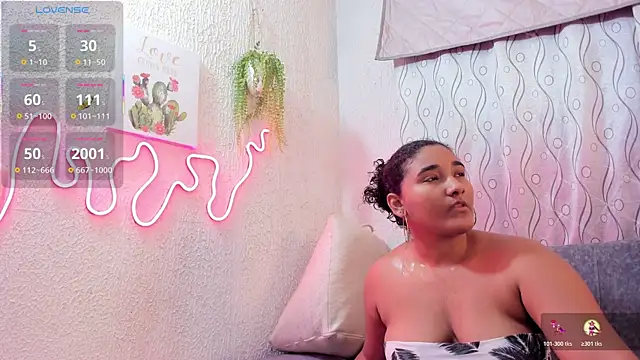 samanthaeliott22 online show from October 25, 2025, 9:26 pm