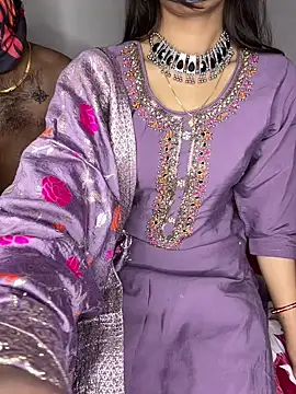 Snapshot of Suhu_love chatting on December 8, 2024, 5:01 pm Suhu love online show from December 8, 2024, 5:01 pm