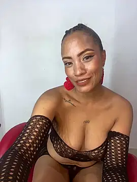 Snapshot of AdelaHaneix chatting on March 13, 2026, 11:10 pm AdelaHaneix online show from March 13, 2026, 11:10 pm