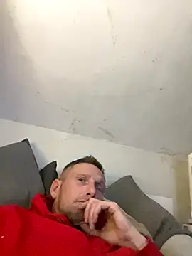 aaronmc311840 online show from October 13, 2025, 12:56 am