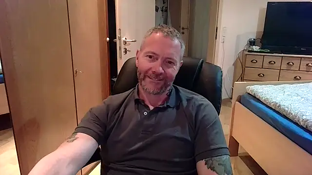Snapshot of Rockburg chatting on May 6, 2026, 9:24 am Rockburg online show from May 6, 2026, 9:24 am