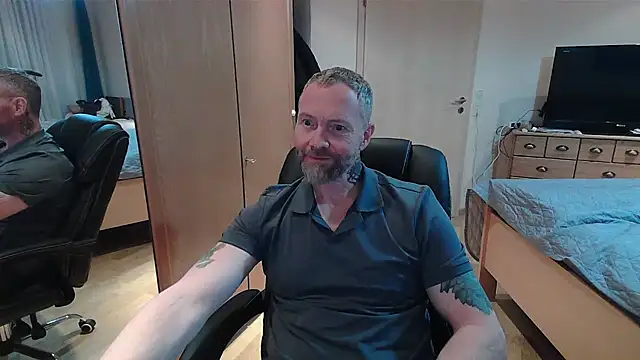 Snapshot of Rockburg chatting on March 28, 2026, 12:06 pm Rockburg online show from March 28, 2026, 12:06 pm