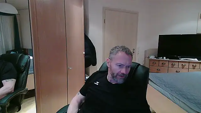 Snapshot of Rockburg chatting on March 16, 2026, 3:04 pm Rockburg online show from March 16, 2026, 3:04 pm