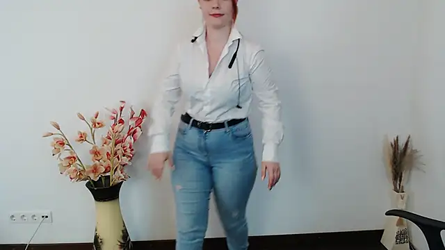 Sun Alexia online show from November 29, 2025, 2:28 pm