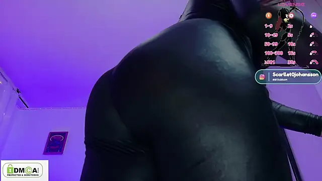 Miss scarllet  online show from April 9, 2026, 1:06 pm