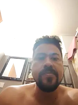 LatinMar online show from April 14, 2026, 12:43 pm