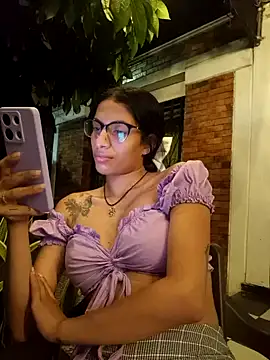 Snapshot of lily_sk chatting on January 17, 2025, 2:50 am lily sk online show from January 17, 2025, 2:50 am