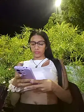 Snapshot of lily_sk chatting on January 30, 2025, 2:06 am lily sk online show from January 30, 2025, 2:06 am