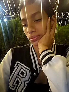 Snapshot of lily_sk chatting on January 16, 2025, 2:19 am lily sk online show from January 16, 2025, 2:19 am