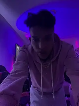 Snapshot of TommyGun_22 chatting on February 18, 2025, 5:53 am TommyGun 22 online show from February 18, 2025, 5:53 am