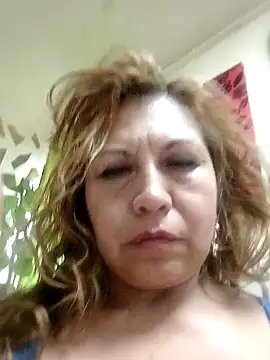 Snapshot of Kazsandraa chatting on January 31, 2026, 9:35 pm Kazsandraa online show from January 31, 2026, 9:35 pm