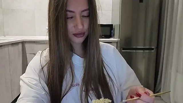 Snapshot of Cinderella____ chatting on February 28, 2026, 8:41 pm Cinderella online show from February 28, 2026, 8:41 pm