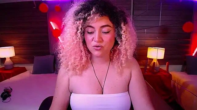 Snapshot of Kateryn_ chatting on February 20, 2025, 10:37 pm Kateryn online show from February 20, 2025, 10:37 pm