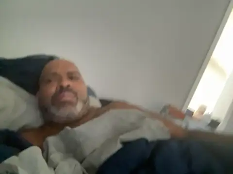 Snapshot of ChiRaqb8 chatting on November 1, 2025, 4:01 pm ChiRaqb8 online show from November 1, 2025, 4:01 pm